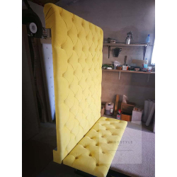 Ściana / Panel Tapicerowany z wałkiem